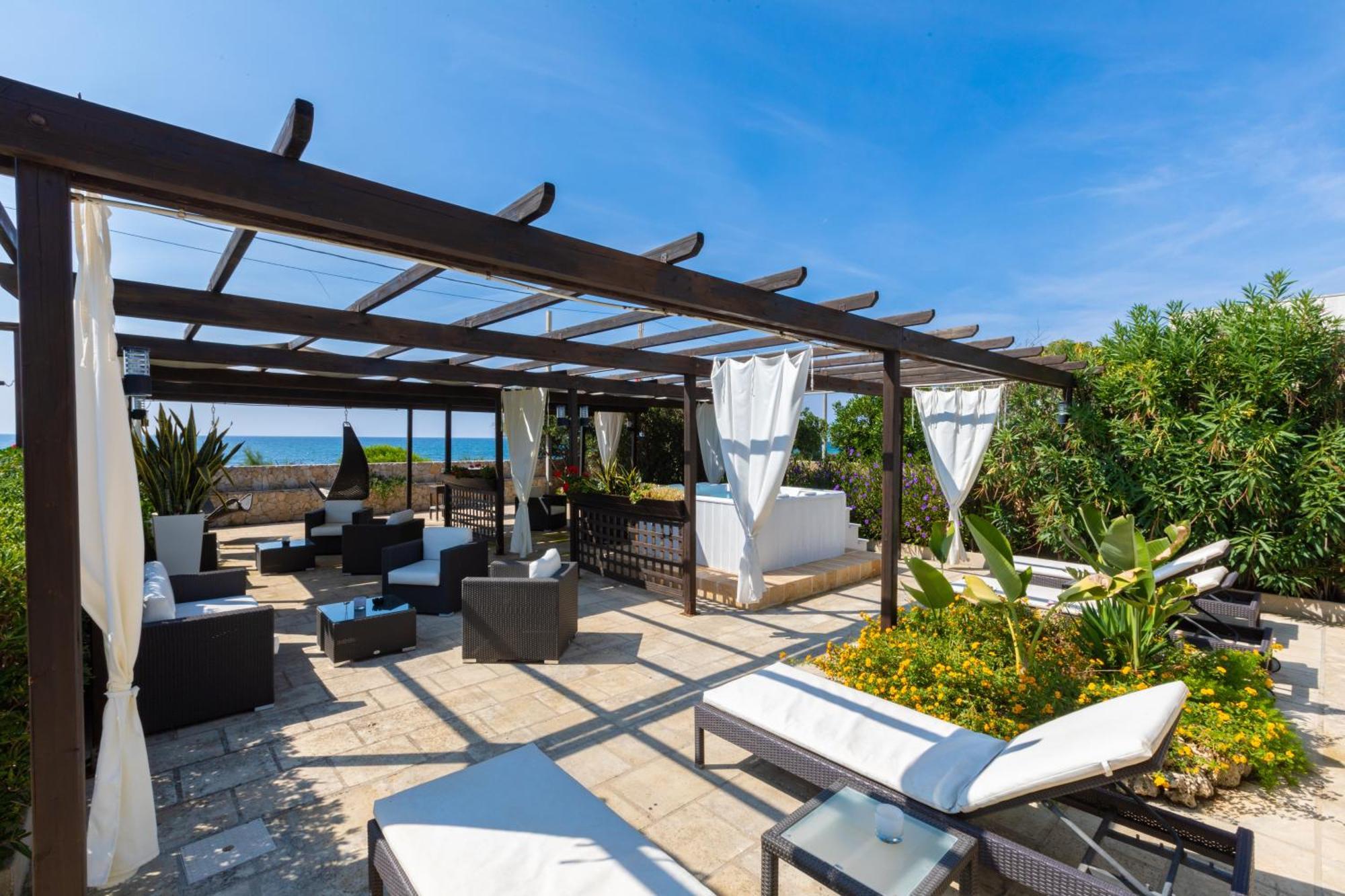 La Giara Resort 토레 산 지오반니 우겐토 외부 사진