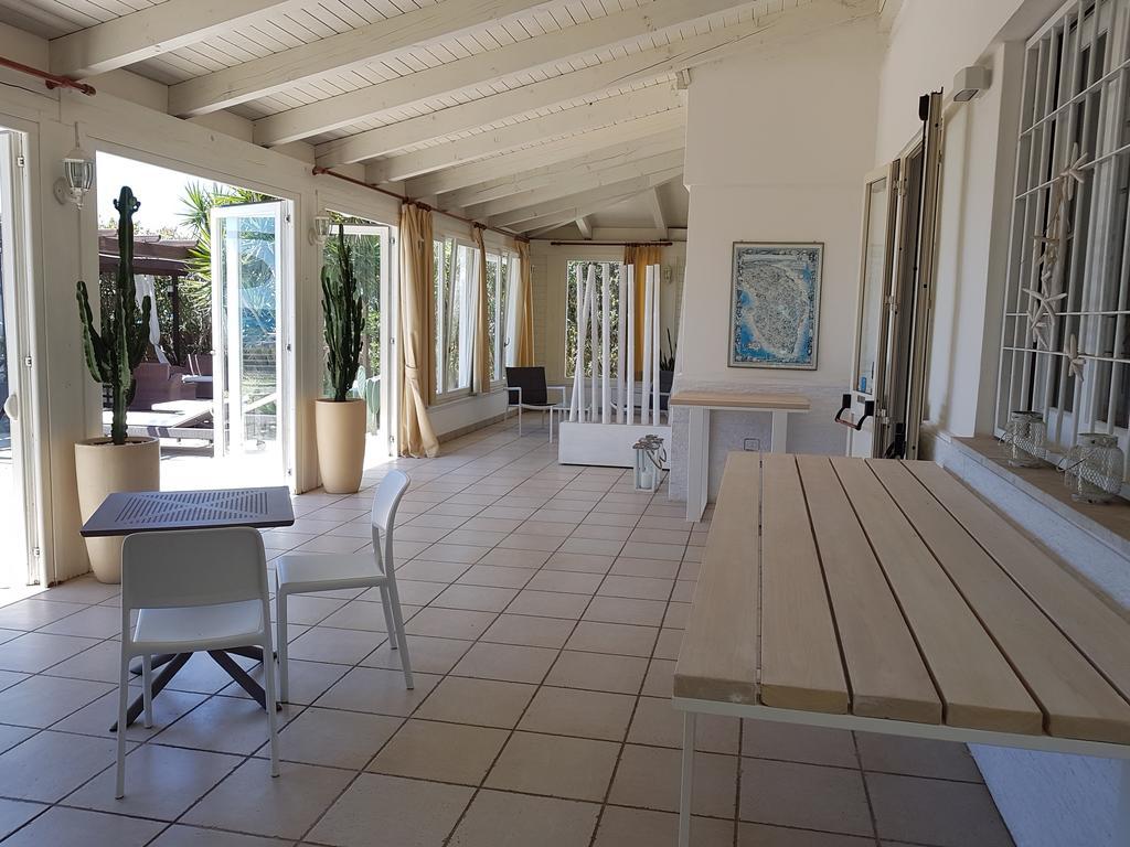 La Giara Resort 토레 산 지오반니 우겐토 외부 사진